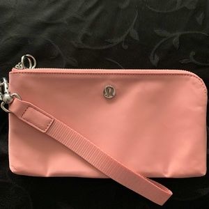 Lululemon Curved Wrislet Peach/Pink NWT